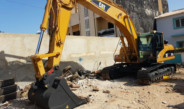 Pelles Excavatrices