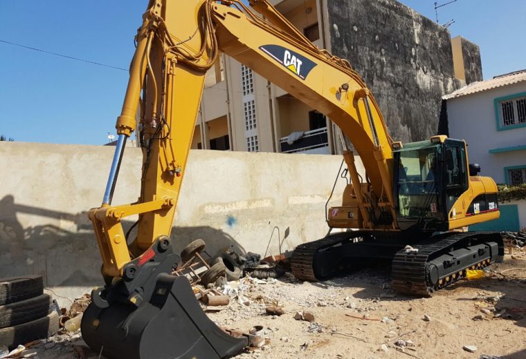 achat et location de pelle excavatrice 325 cnl a dakar et sénégal